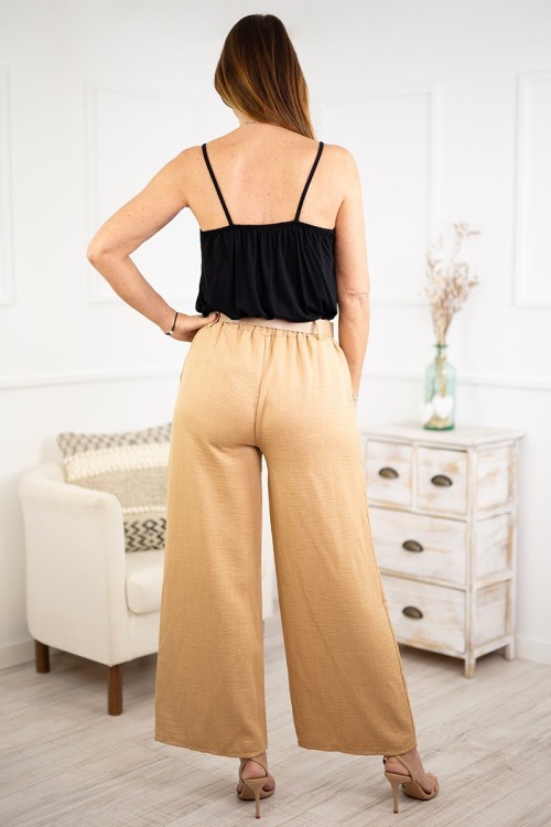 Pantalones palazzo con cinturón