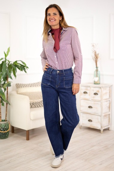 Tejanos flare bolsillos frontales 