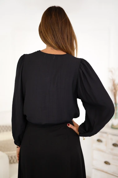 Blusa cuello mao pliegues