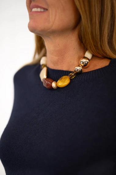 Collar largo ajustable resina