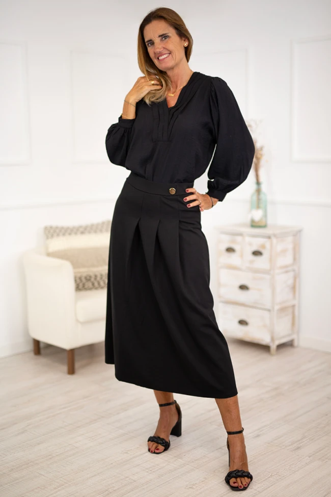 Falda pliegues botón 