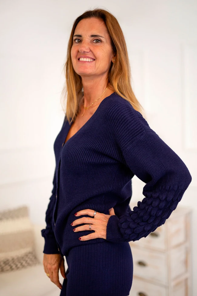 Chaqueta punto canalé detalle manga